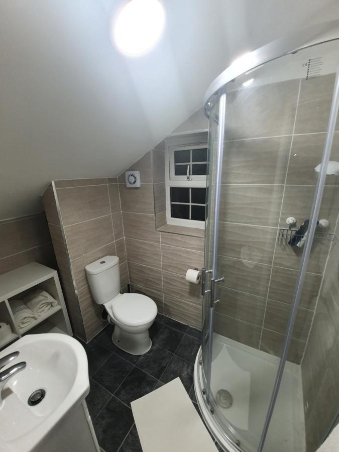 Beautiful Rooms Shaw St And Pine St Bury  Exterior photo
