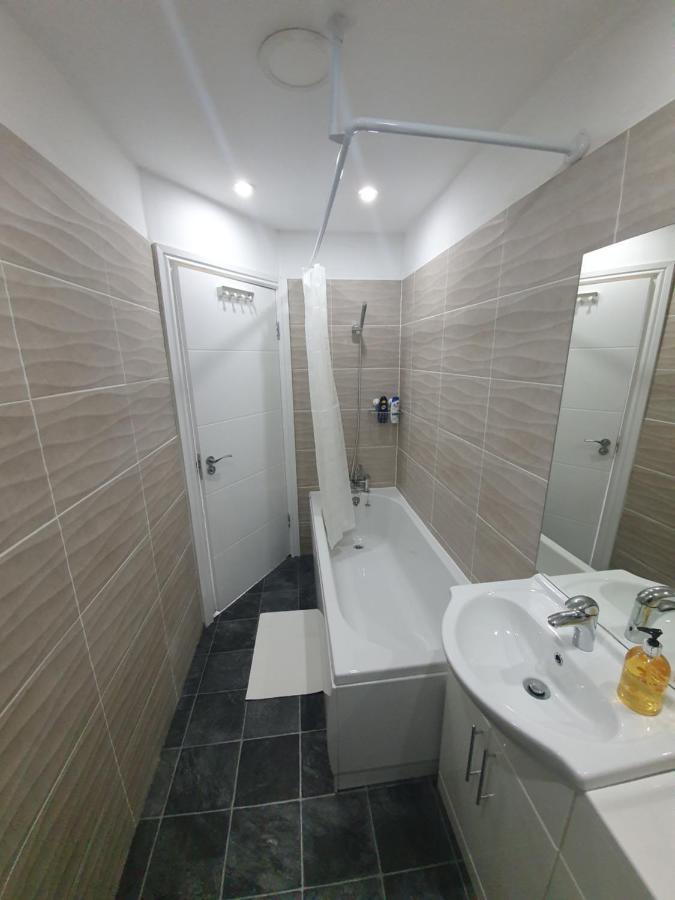 Beautiful Rooms Shaw St And Pine St Bury  Exterior photo